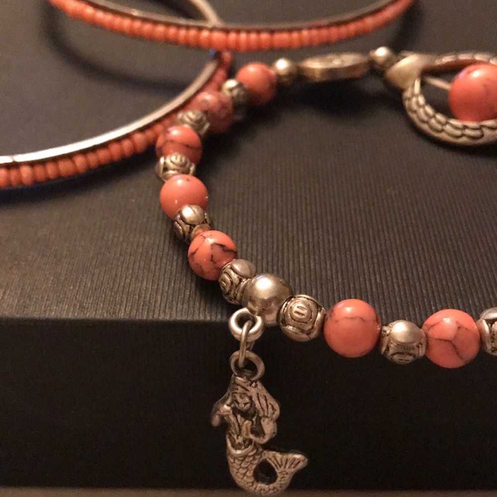 Beautiful 3 pc coral inspired mermaid collection.